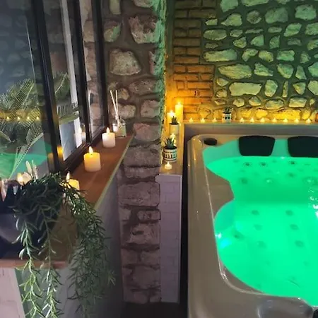 Holiday home Le Petit Paradis *