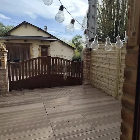 Le Petit Paradis Hébergement de vacances *